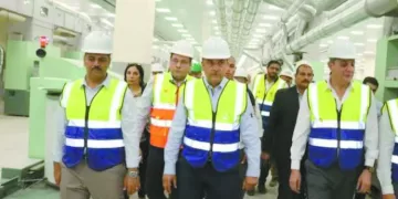 القمة تشغل «القطبين»