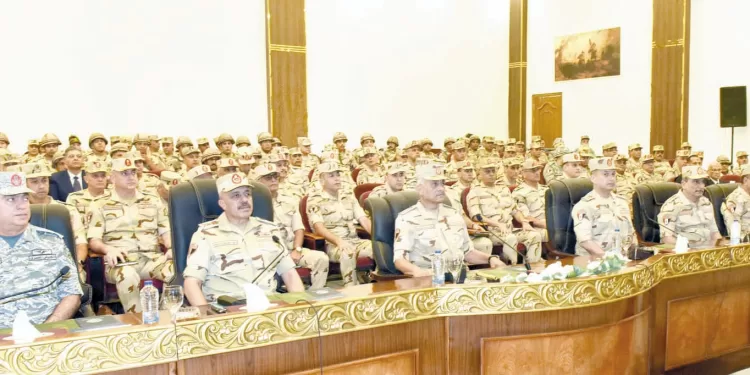 القمة تشغل «القطبين»