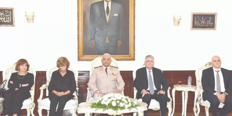 بقاء منسى .. ومكافآت خاصة لنجوم الفريق