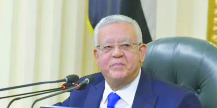 بقاء منسى .. ومكافآت خاصة لنجوم الفريق