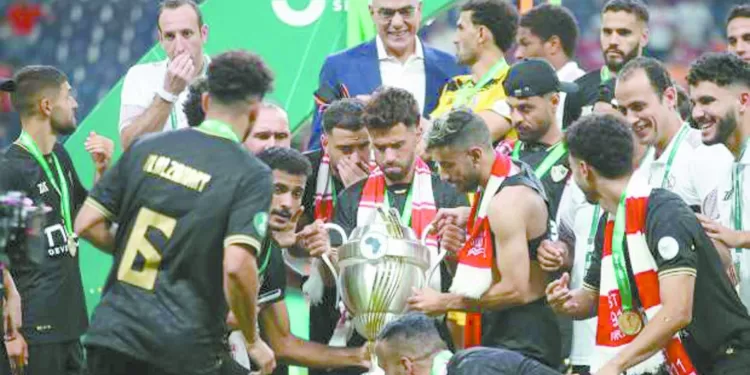 بقاء منسى .. ومكافآت خاصة لنجوم الفريق