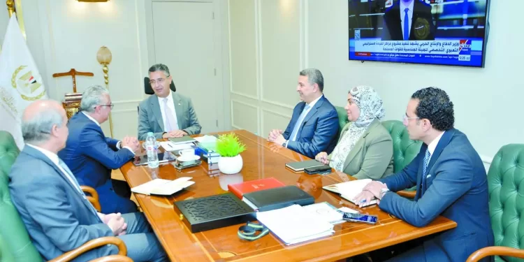 التوسع فى إنشاء الصوامع والمناطق اللوجيستية بـ «اقتصادية القناة»