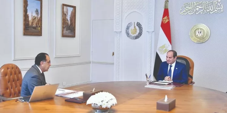 السيسى يتابع جهود الحكومة لتوفير بيئة استثمارية  جاذبة