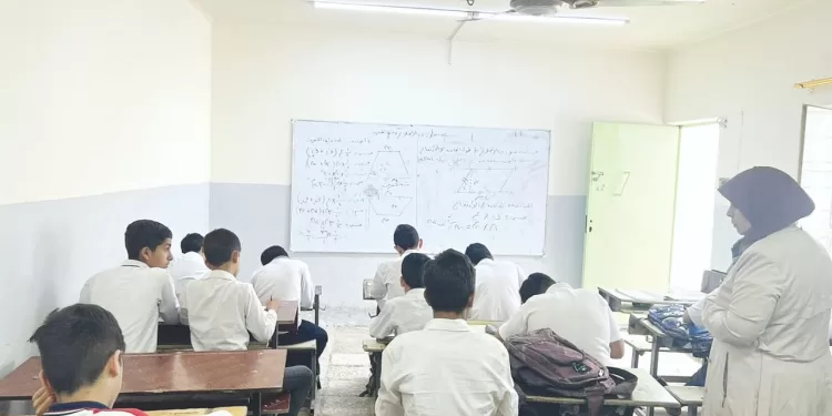 مع بداية العام الجديد 100 جنيه الحد الأقصى لسعر الحصة فى مجموعات «التقوية»