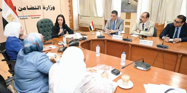 وزيرة التضامن: الانتهاء من قوائم الانتظار ببرنامج «تكافل وكرامة».. قريباً 1 - جريدة الجمهورية وزيرة التضامن: الانتهاء من قوائم الانتظار ببرنامج «تكافل وكرامة».. قريباً