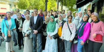 رحلة الجمهورية لأوائل الثانوية العامة تزور معالم برلين التاريخية 