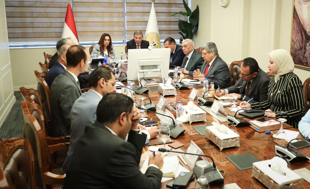 الزراعة والتنمية المحلية يناقشان التعديات على الأراضي الزراعية وتطوير المجازر 5 - جريدة الجمهورية WhatsApp Image 2024 09 04 at 3.17.30 PM - جريدة الجمهورية