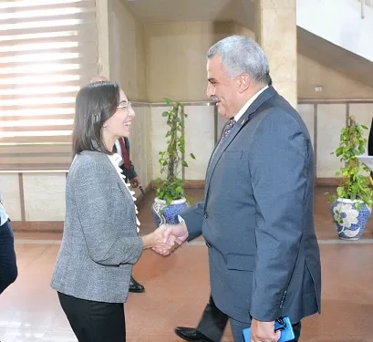 المدير التنفيذي لجهاز حماية وتنمية البحيرات ومحافظ البحيرة يناقشان مستقبل بحيرة إدكو