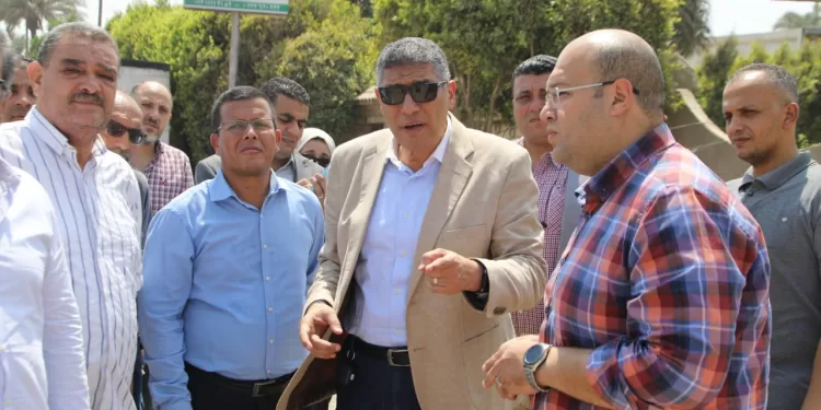محافظ الجيزة يشدد على سرعة تنفيذ مشروعات التطوير بأحياء جنوب الجيزة والهرم وأبو النمرس والبدرشين