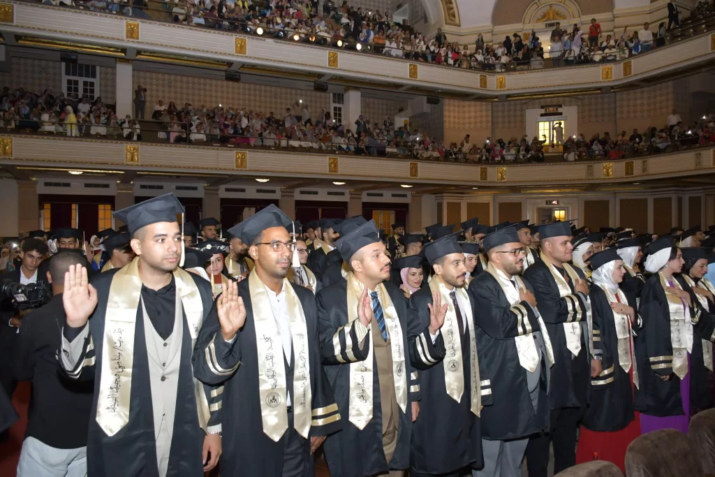 جامعة القاهرة تحتفل بأجيال جديدة من الأطباء البيطريين 3 - جريدة الجمهورية WhatsApp Image 2024 09 17 at 12.17.22 PM 2 - جريدة الجمهورية