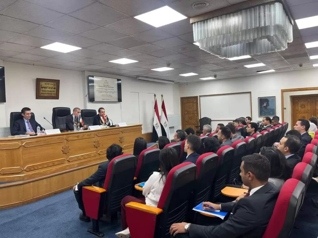 معهد الدراسات الدبلوماسية والسفارة الفرنسية يوقعان اتفاقية لتطوير الكوادر الدبلوماسية 4 - جريدة الجمهورية WhatsApp Image 2024 09 18 at 11.00.49 PM 1 - جريدة الجمهورية