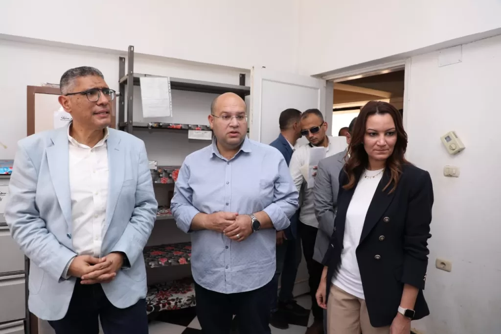جولة تفقدية لمحافظ الجيزة تكشف فرص تطوير صناعة التمور في الواحات البحرية 7 - جريدة الجمهورية WhatsApp Image 2024 09 18 at 5.31.06 PM 2 - جريدة الجمهورية