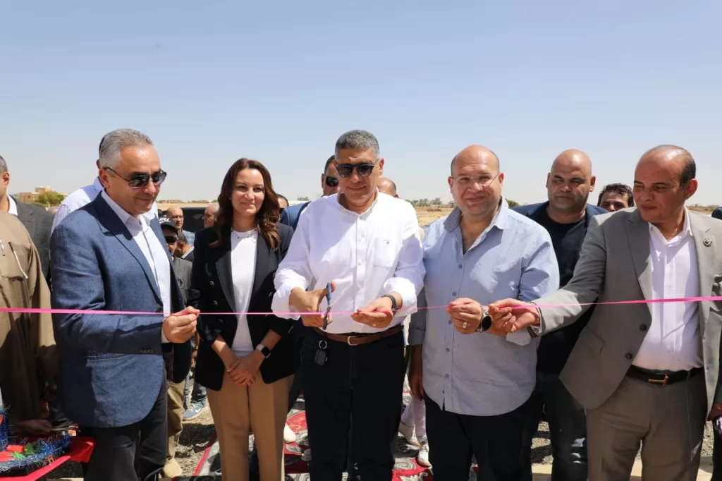 محافظ الجيزة يفتتح معهد أزهري جديد ووحدة إطفاء حديثة و50 وحدة سكنية بدوية بالواحات البحرية 9 - جريدة الجمهورية WhatsApp Image 2024 09 19 at 11.35.21 AM 1 - جريدة الجمهورية