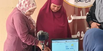 160 بطاقة رقم قومي هدية لسيدات دمنهور من «قومى المرأة» بالبحيرة