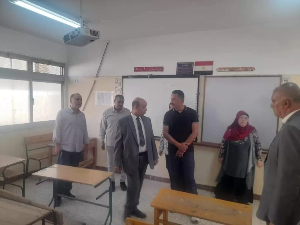 بداية عام دراسي واعد: نائب الوزير يؤكد جاهزية المدارس في زيارة تفقدية لـ 6 أكتوبر وحدائق أكتوبر 11 - جريدة الجمهورية WhatsApp Image 2024 09 20 at 5.15.01 PM 3 - جريدة الجمهورية
