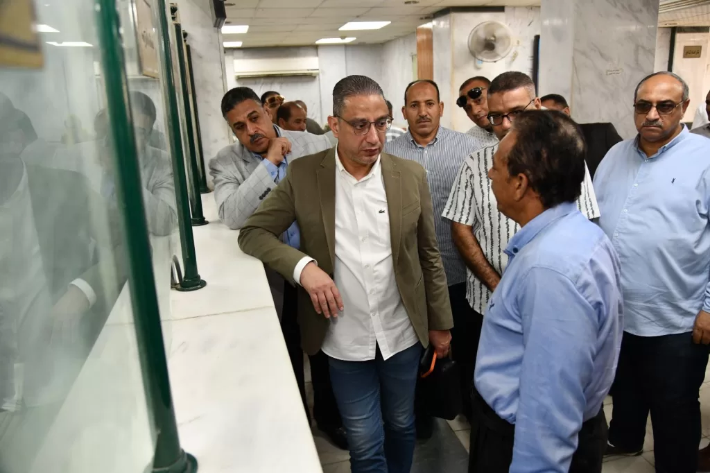 الأنصاري والقيادات التنفيذية يتابعون سير العمل بالمراكز التكنولوجية ويركزون على ملفي التصالح والتقنين 2 - جريدة الجمهورية WhatsApp Image 2024 09 21 at 3.11.19 PM - جريدة الجمهورية