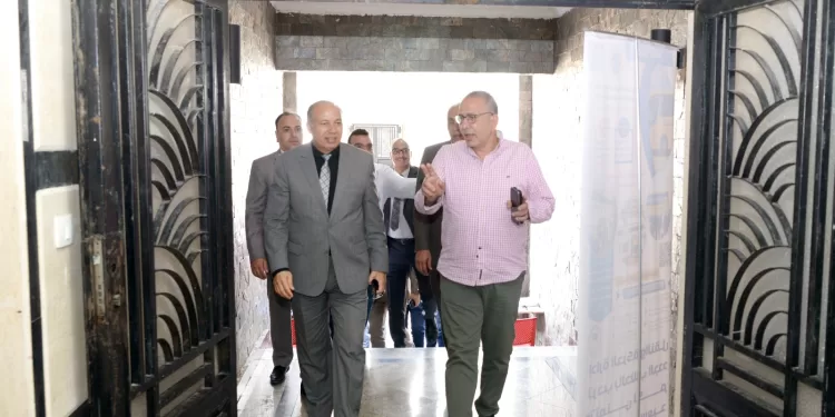 رئيس جامعة المنصورة الأهلية يوجه بتوفير كافة سبل الراحة للطلاب الجدد خلال الكشف الطبي