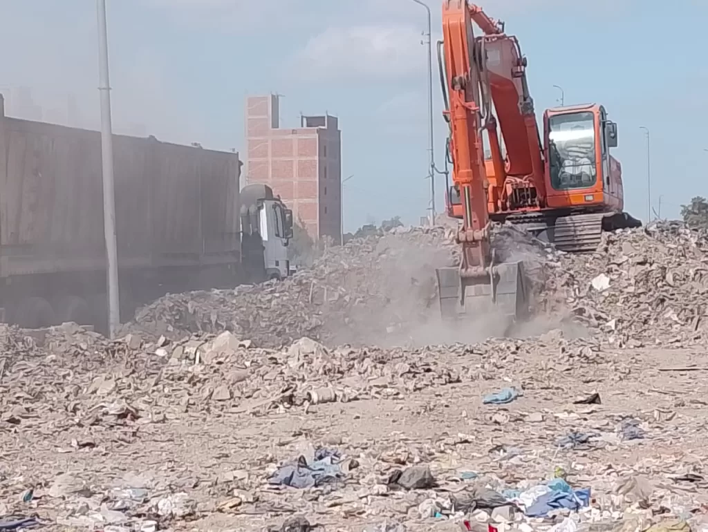 الدقهلية: حملة تطوير شاملة للطريق الدائري بالمنصورة 5 - جريدة الجمهورية WhatsApp Image 2024 09 21 at 5.44.05 PM - جريدة الجمهورية