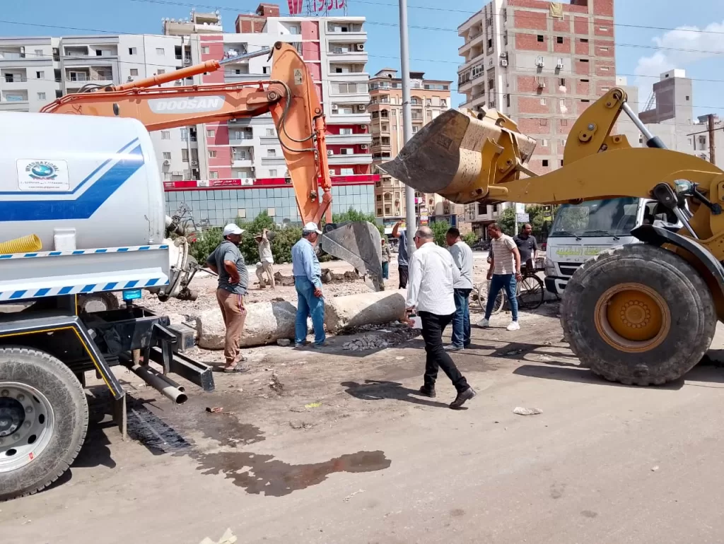 الدقهلية: حملة تطوير شاملة للطريق الدائري بالمنصورة 14 - جريدة الجمهورية WhatsApp Image 2024 09 21 at 5.44.08 PM 2 - جريدة الجمهورية
