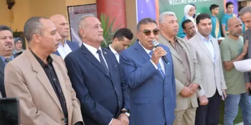 في أول يوم دراسي.. محافظ الدقهلية يطمئن على استعدادات المدارس