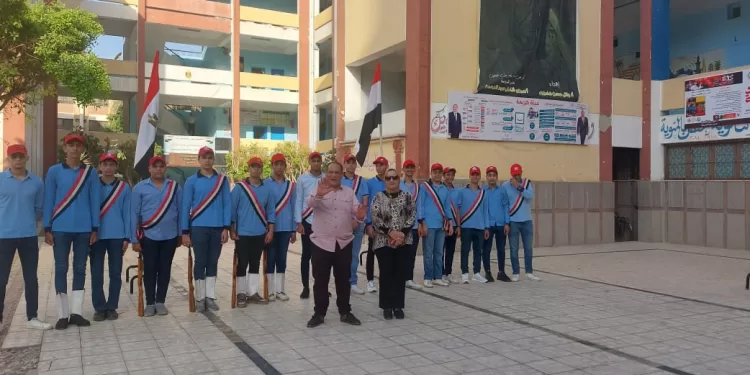 مدارس أسيوط تستقبل طلابها في أجواء من الانضباط والنشاط 1 - جريدة الجمهورية رئيس جامعة أسيوط يوجه بعلاج مواطن مصاب بورم بالمخ على نفقة الجامعة