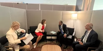 وزير الخارجية يعرب عن قلق مصر البالغ من التصعيد الخطير في جنوب لبنان