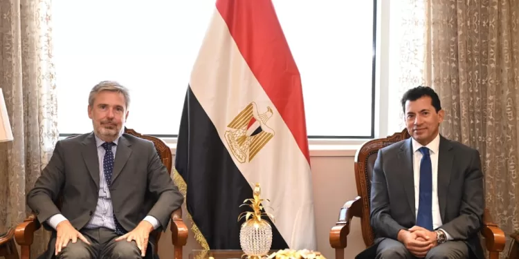 مصر وإيطاليا يوقعان بروتوكول تعاون رياضي شامل لتبادل الخبرات والزيارات