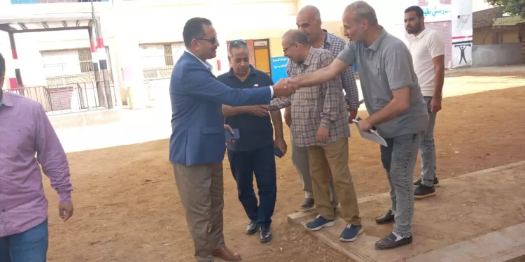 سلومة يتفقد مدارس البدرشين ويؤكد على أهمية الجودة التعليمية 1 - جريدة الجمهورية سلومة يتفقد مدارس البدرشين ويؤكد على أهمية الجودة التعليمية