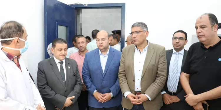 محافظ الجيزة يتفقد مستشفى أطفيح ويوجه بتطويره