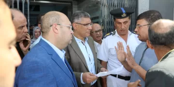 محافظ الجيزة يوجه بتطوير البنية التحتية في أطفيح ومواجهة التعديات على الأراضي الزراعية
