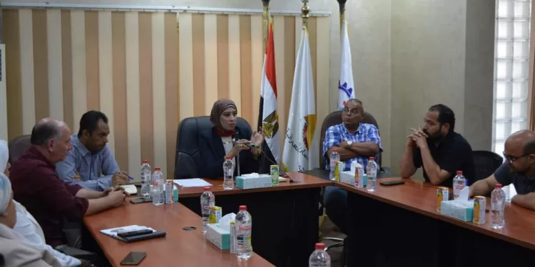 رئيس جهاز السويس الجديدة تبحث مع المستثمرين سبل تطوير منطقة عتاقة