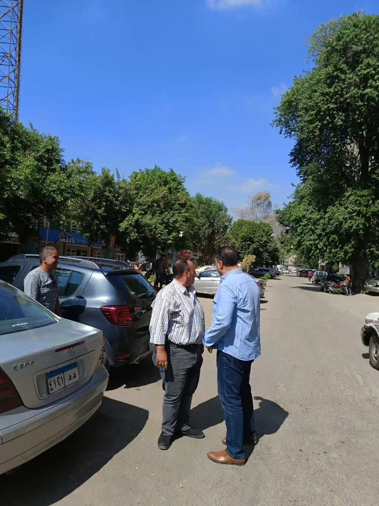 صوت المواطن مسموع: «العجوزة» تستجيب وتقلم أشجارًا متهالكة لحماية المارة 11 - جريدة الجمهورية WhatsApp Image 2024 09 30 at 5.49.22 PM - جريدة الجمهورية