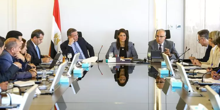 استعراض موقف مشروع التحول الغذائى الموائم  للمناخ 