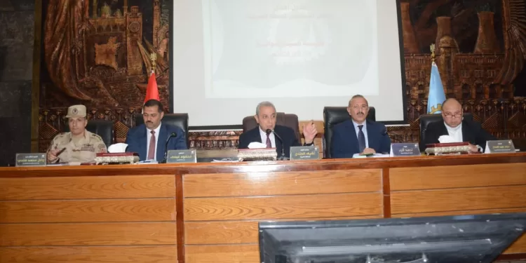 محافظ الغربية يتخذ إجراءات استباقية لمواجهة الأمطار ويعتمد أحوزة عمرانية جديدة لـ 321 قرية وعزبة