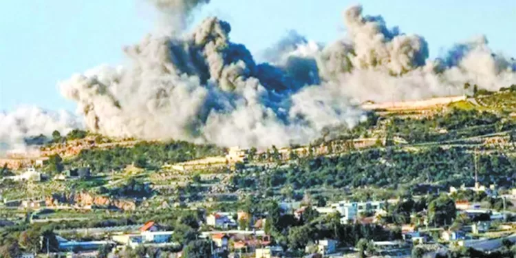 غزة بلا حياة: مجزرة جديدة فى دير البلح .. وحصار شامل على شمال القطاع 1 - جريدة الجمهورية غزة بلا حياة: مجزرة جديدة فى دير البلح .. وحصار شامل على شمال القطاع