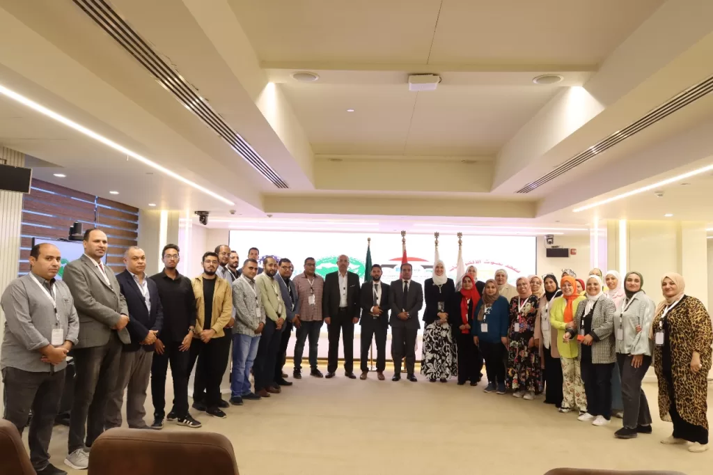 بالتعاون مع الألكسو: تطوير مهارات المعلمين في مجال الروبوتيك والذكاء الاصطناعي 2 - جريدة الجمهورية 4444 - جريدة الجمهورية