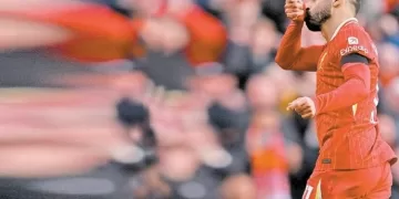 بسرعة الفيرارى .. «مو» يضرب الأرقام القياسية