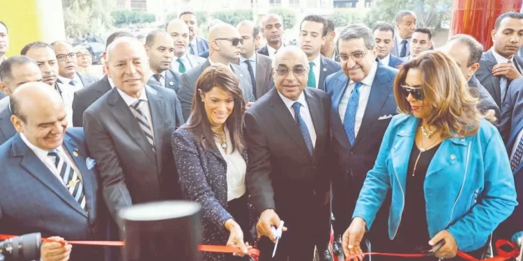 تسهيل الخدمات: تبسيط 150 خدمة حكومية باستخدام التحول الرقمى 1 - جريدة الجمهورية تسهيل الخدمات: تبسيط 150 خدمة حكومية باستخدام التحول الرقمى