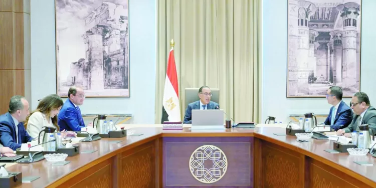 المجلس الأبيض يتواصل مع اتشمبونج خوفا من الإيقاف