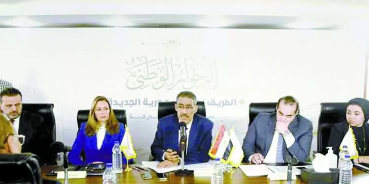 الحوار الوطنى يبدأ تجميع وبلورة مقترحات الدعم بعد المناقشات حولها 1 - جريدة الجمهورية انتعاشة مالية فى الأهلى