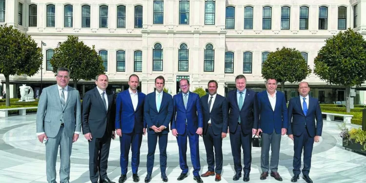 مبادرات داعمة للمستثمرين 1 - جريدة الجمهورية أهلا .. بالسوبر.. الجميع يترقب البطل.. والجماهير كلمة السر