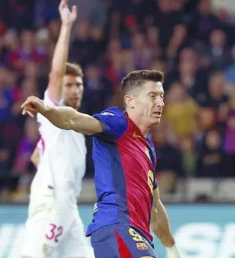 «قرصة ودن» لـ «شلبى»