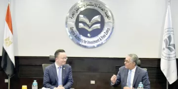 «قرصة ودن» لـ «شلبى»