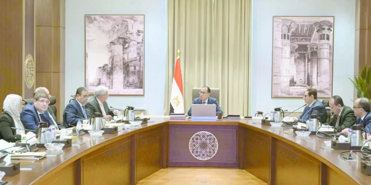 مدبولى فى ثلاث اجتماعات: السلع للمواطنين بأسعار مناسبة 1 - جريدة الجمهورية جوميز يطالب بالعمل الجماعى.. ومكافآت استثنائية لنجوم الزمالك