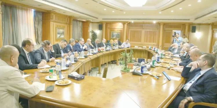 القوة الضاربة «كولر» يستقر على تشكيل «العين»