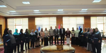 مبادرة «بداية»: جامعة كفر الشيخ تقضي على الأمية بين العاملات 