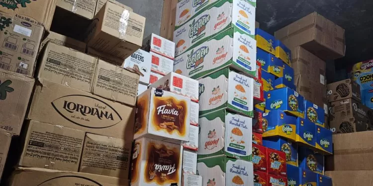 حملة مكثفة تكشف عن 1.7 طن أغذية غير صالحة للاستهلاك الآدمي في المنصورة