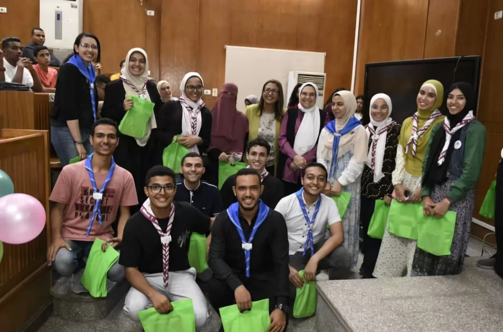 أسبوع الانطلاقة: طلاب جامعة القاهرة يكتشفون عالمهم الجامعي بالأنشطة والفعاليات 2 - جريدة الجمهورية WhatsApp Image 2024 10 03 at 10.21.53 AM 1 - جريدة الجمهورية