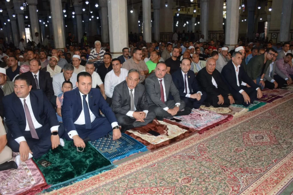 احتفال ديني ووطني بالمسجد الأحمدي بطنطا بحضور كبار المسؤولين 30 | جريدة الجمهورية