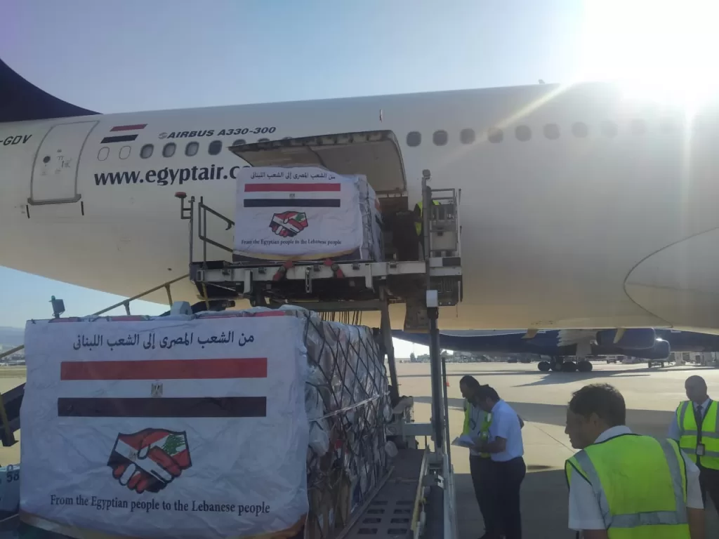 مصر للطيران تجلي ٢٨٦ راكبًا من المصريين العالقين بلبنان إلى أرض الوطن 6 - جريدة الجمهورية WhatsApp Image 2024 10 05 at 9.53.37 PM - جريدة الجمهورية